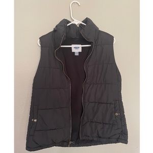 Black Puffer Vest Size M Old Navy